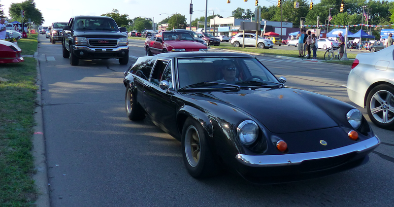 Illustration for article titled Wacky, Junky, Downright Gorgeous: Here Are The Coolest Cars I Saw At The Woodward Dream Cruise